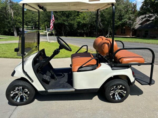 Custom Golf Cart, lithium batteries, street legal, perfect condition!! - Image 4